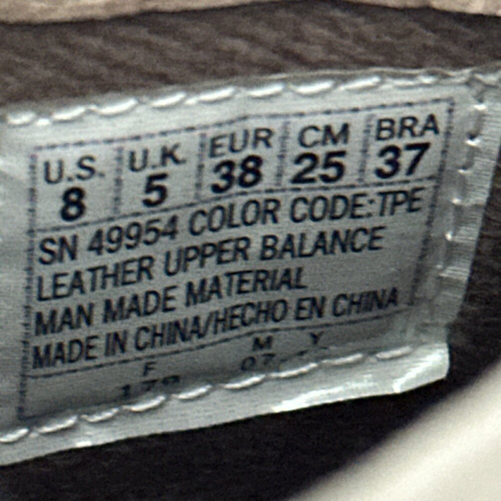 Sktechers Booties Womens 8 Taupe Grey Suede Air Cooled Scalloped Edge Boots - Picture 16 of 16